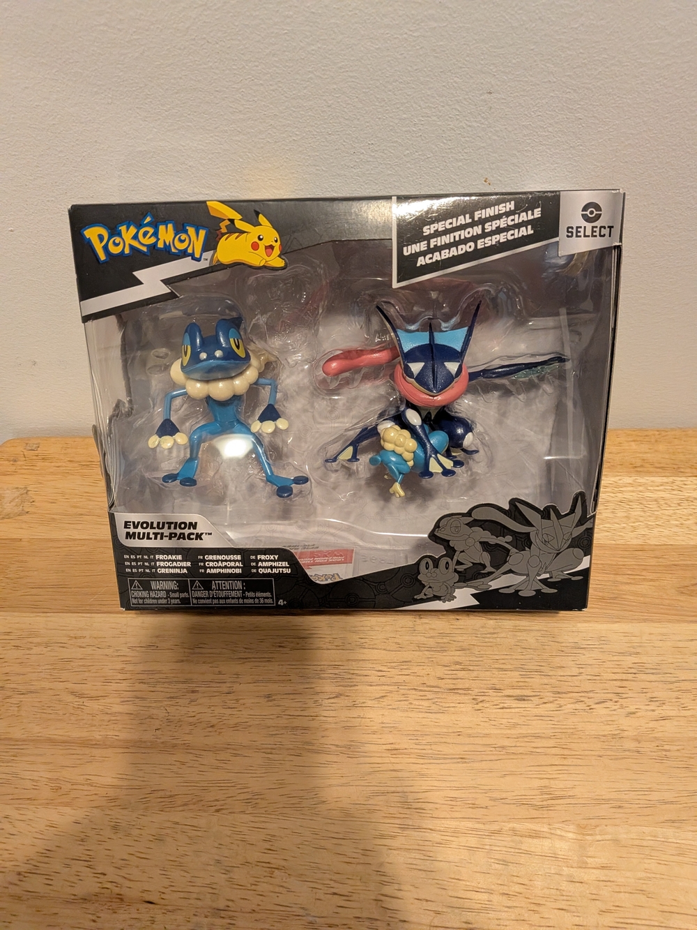 Pokemon Select Froakie & Greninja Duo - Blue and Pink Accents